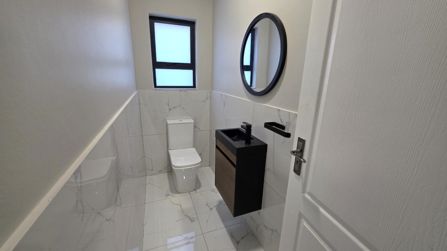 4 Bedroom Property for Sale in Melodie North West